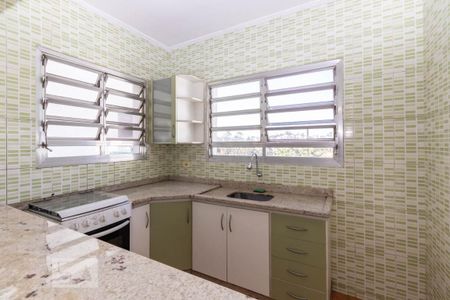 Casa à venda com 140m², 3 quartos e 2 vagasCozinha