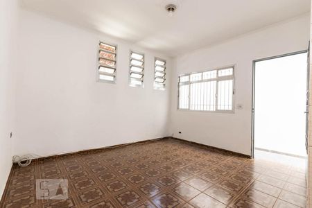 Casa para alugar com 140m², 3 quartos e 2 vagasSala