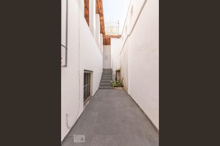Casa à venda com 140m², 3 quartos e 2 vagasb