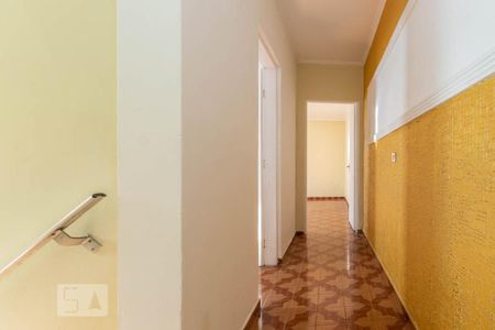 Casa à venda com 140m², 3 quartos e 2 vagasCorredor 