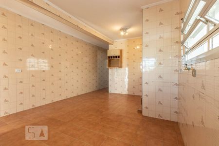 Casa à venda com 140m², 3 quartos e 2 vagasCopa