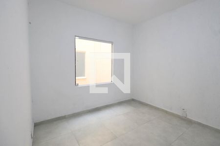 Quarto 1 de casa para alugar com 2 quartos, 121m² em Vila Carrão, São Paulo