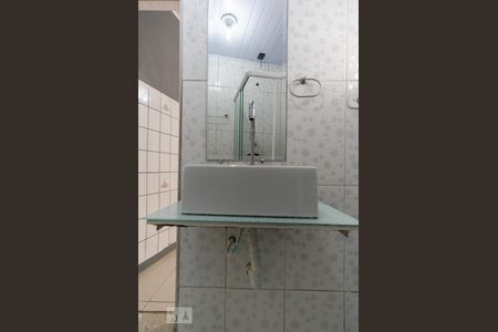 Casa para alugar com 60m², 2 quartos e sem vagaBanheiro