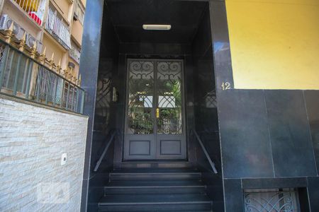 Apartamento para alugar com 46m², 1 quarto e sem vagaEntrada do Prédio