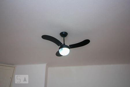 Apartamento para alugar com 46m², 1 quarto e sem vagaVentilador de Teto