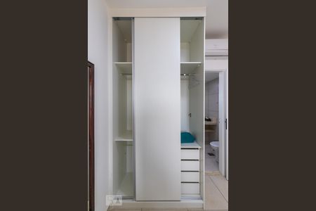Apartamento à venda com 47m², 1 quarto e 1 vagaQuarto da suíte
