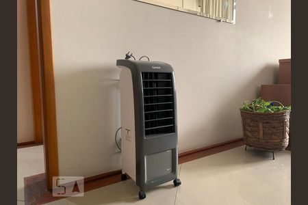 Sala de apartamento para alugar com 1 quarto, 48m² em Centro, Campinas