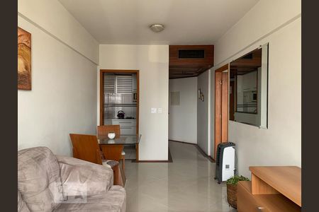Sala de apartamento para alugar com 1 quarto, 48m² em Centro, Campinas