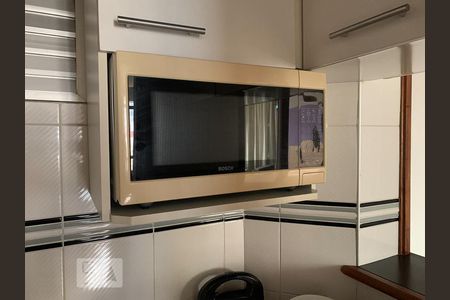 Cozinha de apartamento para alugar com 1 quarto, 48m² em Centro, Campinas