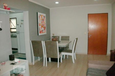 Sala de apartamento à venda com 2 quartos, 65m² em Jardim das Bandeiras, Campinas