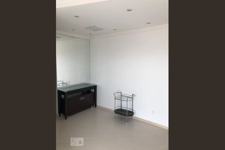 Sala de apartamento para alugar com 3 quartos, 63m² em Vila Amélia, São Paulo
