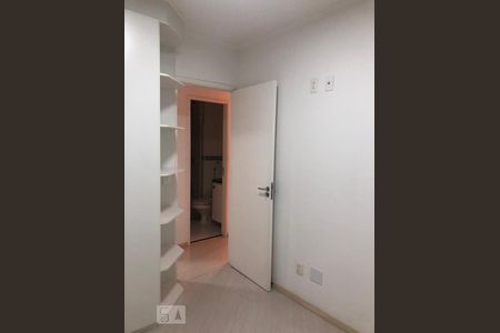 Apartamento para alugar com 63m², 3 quartos e sem vagaQuarto