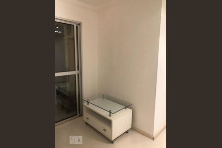 Sala de apartamento para alugar com 3 quartos, 63m² em Vila Amélia, São Paulo