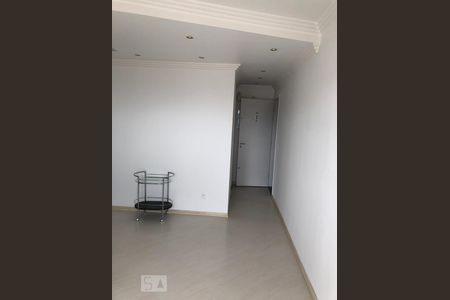 Sala de apartamento para alugar com 3 quartos, 63m² em Vila Amélia, São Paulo
