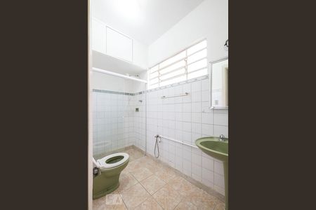 Casa à venda com 75m², 2 quartos e sem vaga Casa à venda com 75m², 2 quartos e sem vagaBanheiro Social