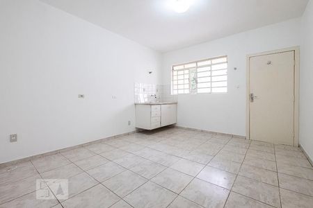 Casa à venda com 75m², 2 quartos e sem vaga Casa à venda com 75m², 2 quartos e sem vagaCozinha