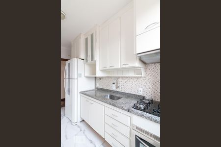 Apartamento à venda com 75m², 3 quartos e 2 vagasCozinha