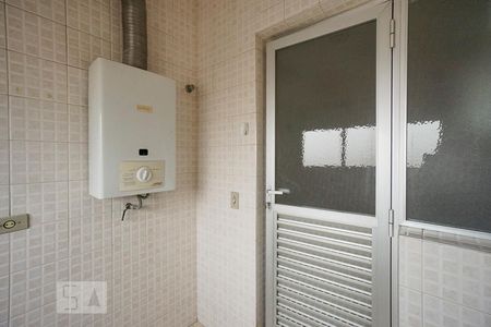 Apartamento para alugar com 100m², 3 quartos e 2 vagas Apartamento para alugar com 100m², 3 quartos e 2 vagasDetalhe área de serviço