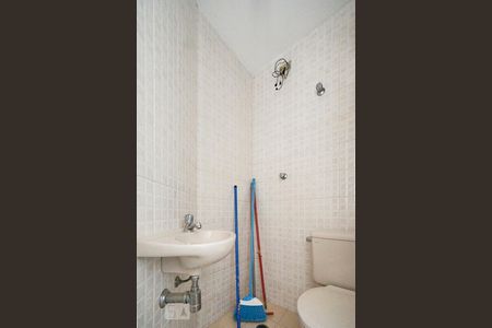 Apartamento para alugar com 100m², 3 quartos e 2 vagas Apartamento para alugar com 100m², 3 quartos e 2 vagasBanheiro de serviço