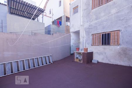 Casa para alugar com 55m², 1 quarto e sem vagaQuintal