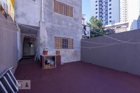 Casa para alugar com 55m², 1 quarto e sem vagaQuintal