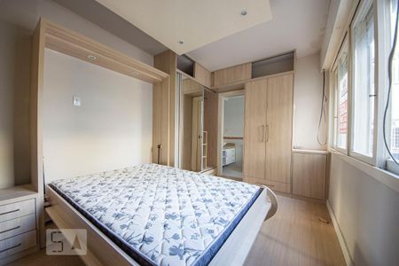 Quarto  de apartamento para alugar com 1 quarto, 35m² em Vila Ipiranga, Porto Alegre