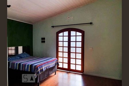 Casa à venda com 250m², 3 quartos e 2 vagas Casa à venda com 250m², 3 quartos e 2 vagasQuarto 1