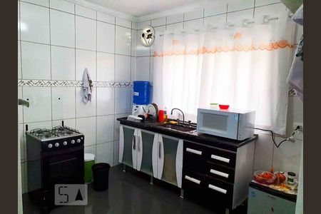 Cozinha de casa à venda com 3 quartos, 250m² em Taboão, Diadema