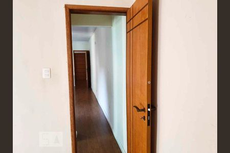 Casa à venda com 250m², 3 quartos e 2 vagas Casa à venda com 250m², 3 quartos e 2 vagasQuarto 3