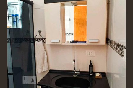 Casa à venda com 250m², 3 quartos e 2 vagas Casa à venda com 250m², 3 quartos e 2 vagasQuarto 3