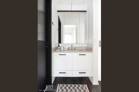 Banheiro de apartamento à venda com 1 quarto, 48m² em Consolação, São Paulo