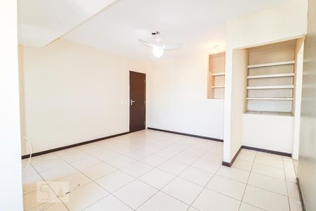 Sala de apartamento para alugar com 2 quartos, 55m² em Taquara, Rio de Janeiro