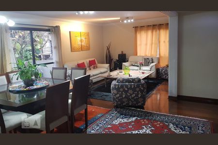 Apartamento à venda com 184m², 3 quartos e 3 vagasSala