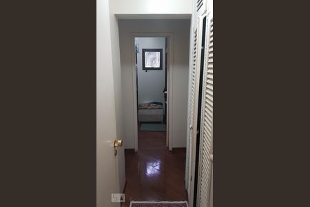 Apartamento à venda com 184m², 3 quartos e 3 vagasCorredor