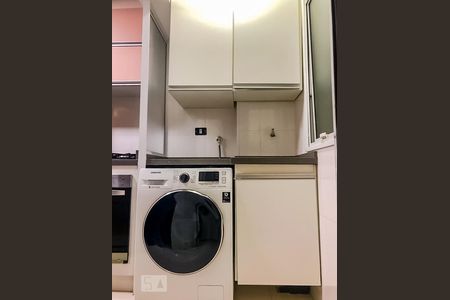 Apartamento à venda com 56m², 2 quartos e 1 vaga Apartamento à venda com 56m², 2 quartos e 1 vagaÁrea de Serviço