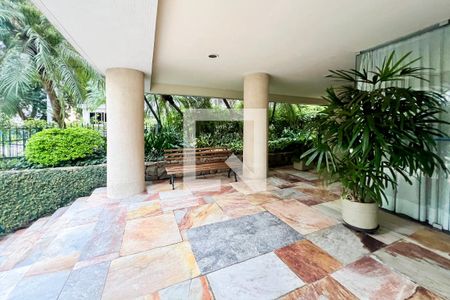 Apartamento para alugar com 110m², 3 quartos e 1 vagaHall