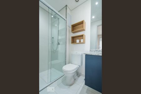 Banheiro de kitnet/studio para alugar com 1 quarto, 34m² em Jardim Aeroporto, São Paulo