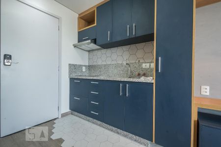 Cozinha de kitnet/studio para alugar com 1 quarto, 34m² em Jardim Aeroporto, São Paulo