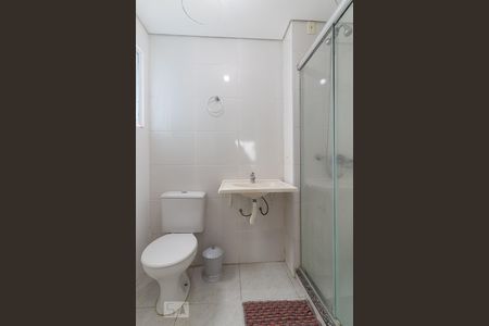 Banheiro de apartamento à venda com 2 quartos, 60m² em Passo das Pedras, Porto Alegre