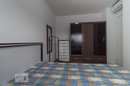 Dormitório 2 de apartamento à venda com 2 quartos, 60m² em Passo das Pedras, Porto Alegre