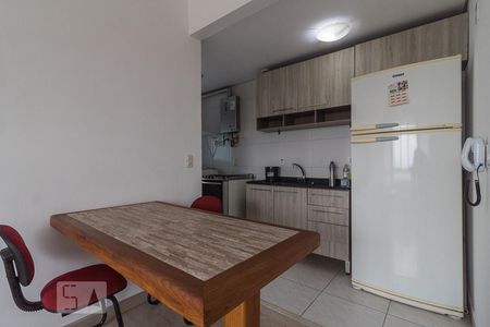 Apartamento à venda com 60m², 2 quartos e 1 vagaCozinha 