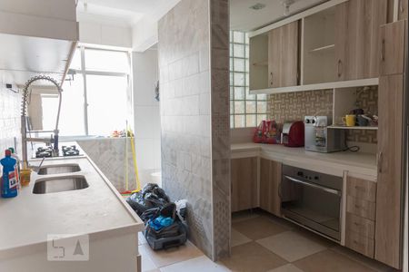 Apartamento à venda com 80m², 2 quartos e 1 vagaCozinha