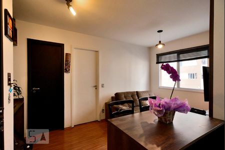 Sala de apartamento à venda com 1 quarto, 32m² em Água Branca, São Paulo