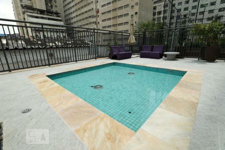 Apartamento para alugar com 35m², 1 quarto e sem vaga Apartamento para alugar com 35m², 1 quarto e sem vagaÁrea comum - Piscina infantil
