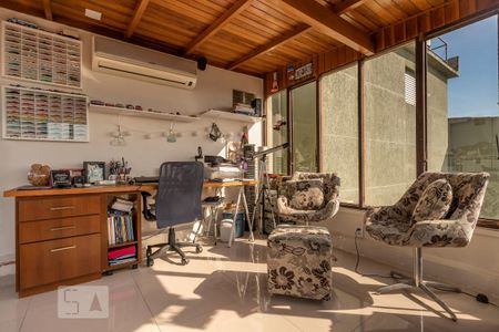 Apartamento à venda com 119m², 2 quartos e 1 vagaEscritório