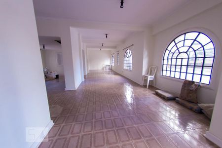 Apartamento para alugar com 120m², 4 quartos e 2 vagasÁrea comum - Salão de festas