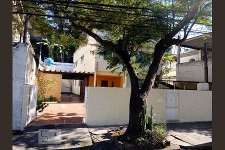 frente da Casa  de casa à venda com 3 quartos, 200m² em Fonseca, Niterói