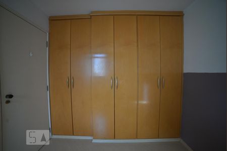 Apartamento à venda com 56m², 2 quartos e 2 vagasQuarto 1 - Armários