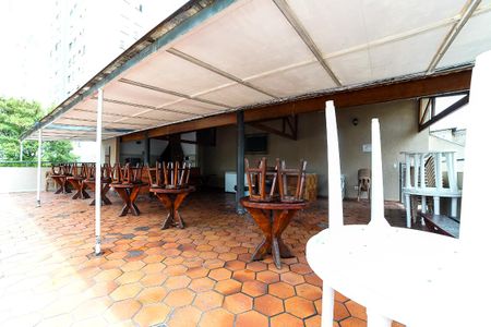 Apartamento à venda com 65m², 2 quartos e 1 vaga Apartamento à venda com 65m², 2 quartos e 1 vagaÁrea Comum - Churrasqueira