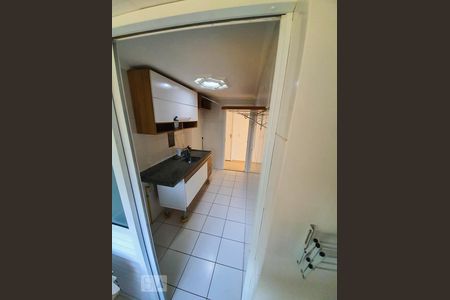 Apartamento à venda com 67m², 3 quartos e 1 vagaCozinha